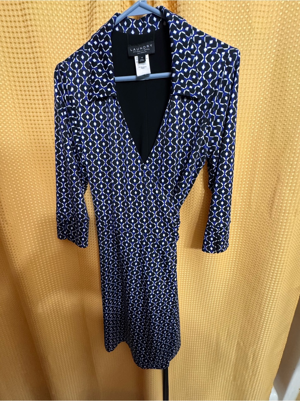 Laundry by Shelli Segal Navy and White Geometric Long Sleeve Wrap Dress